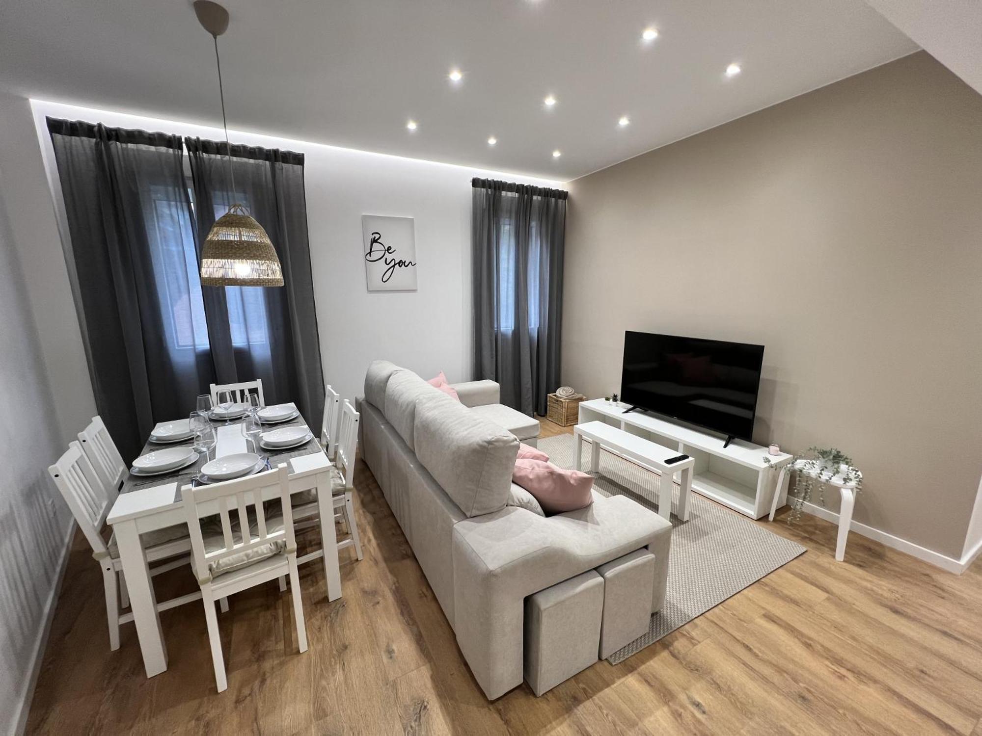 Apartamenticos Plaza Las Armas III Saragossa Exterior foto